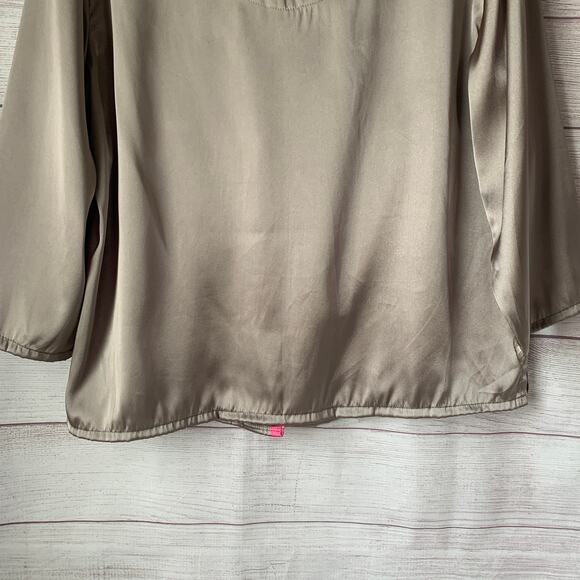 Vintage Secret Treasures Sleepwear Pajama Set Button Up Top and Pants Size Large - Picture 15 of 15